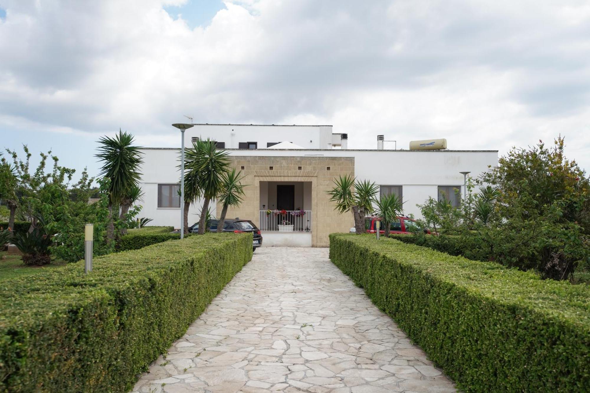 Casa Karina Sun&Pool&Relax Apartment Specchia Bagian luar foto